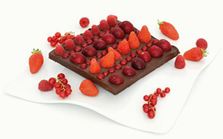 fruits rouges sur chocolat