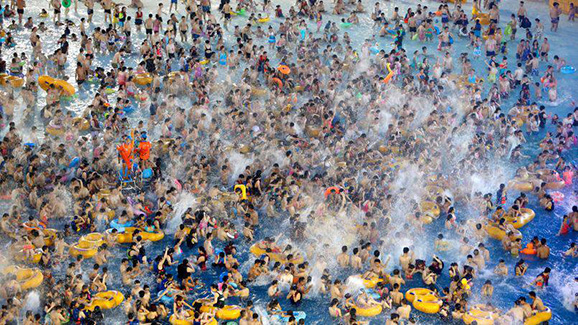 Bain de foule, Chine, 2013